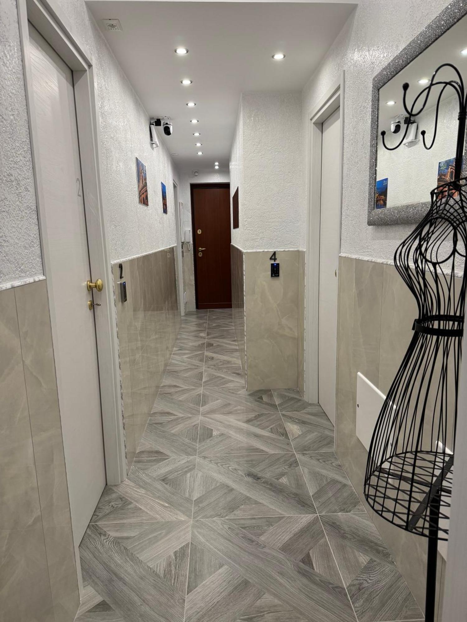 Luxor Eco Roma Casa E Appartamento Per Vacanze In Centro Piazza Bologna, Colosseo, Piazza Di Spagna, Vaticano, San Pietro, Sapienza, Fontana Di Trevi, Piazza Navona, Trastevere, Tiburtina, Termini, Aeroporto 외부 사진